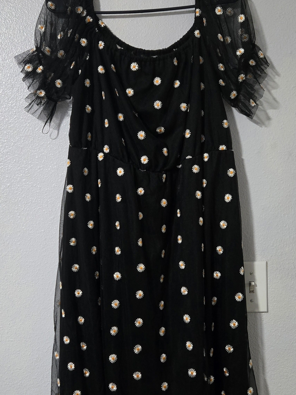 Shein Curve Black Daisy Mesh Puff-Sleeve  Casual Dress